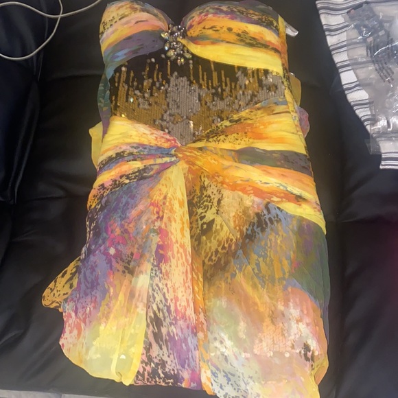 New sealed in packaging never worn strapless dress brand  Tony Bowls Paris . - Picture 5 of 7